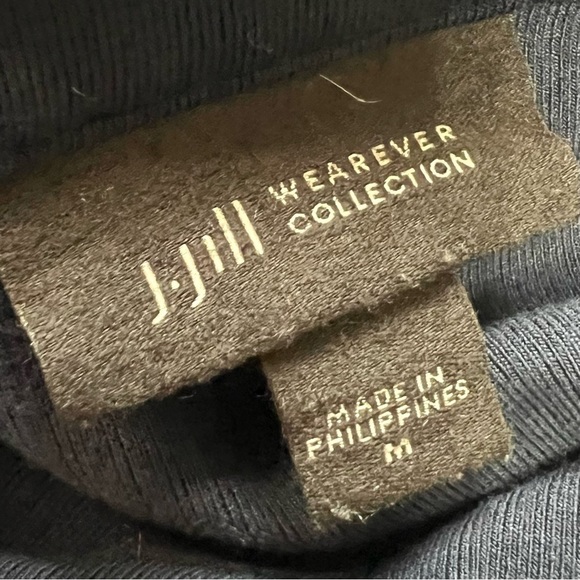 J. Jill Wearever Collection Navy Ribbed Short Sleeve Travel Friendly Top Medium - Picture 8 of 8